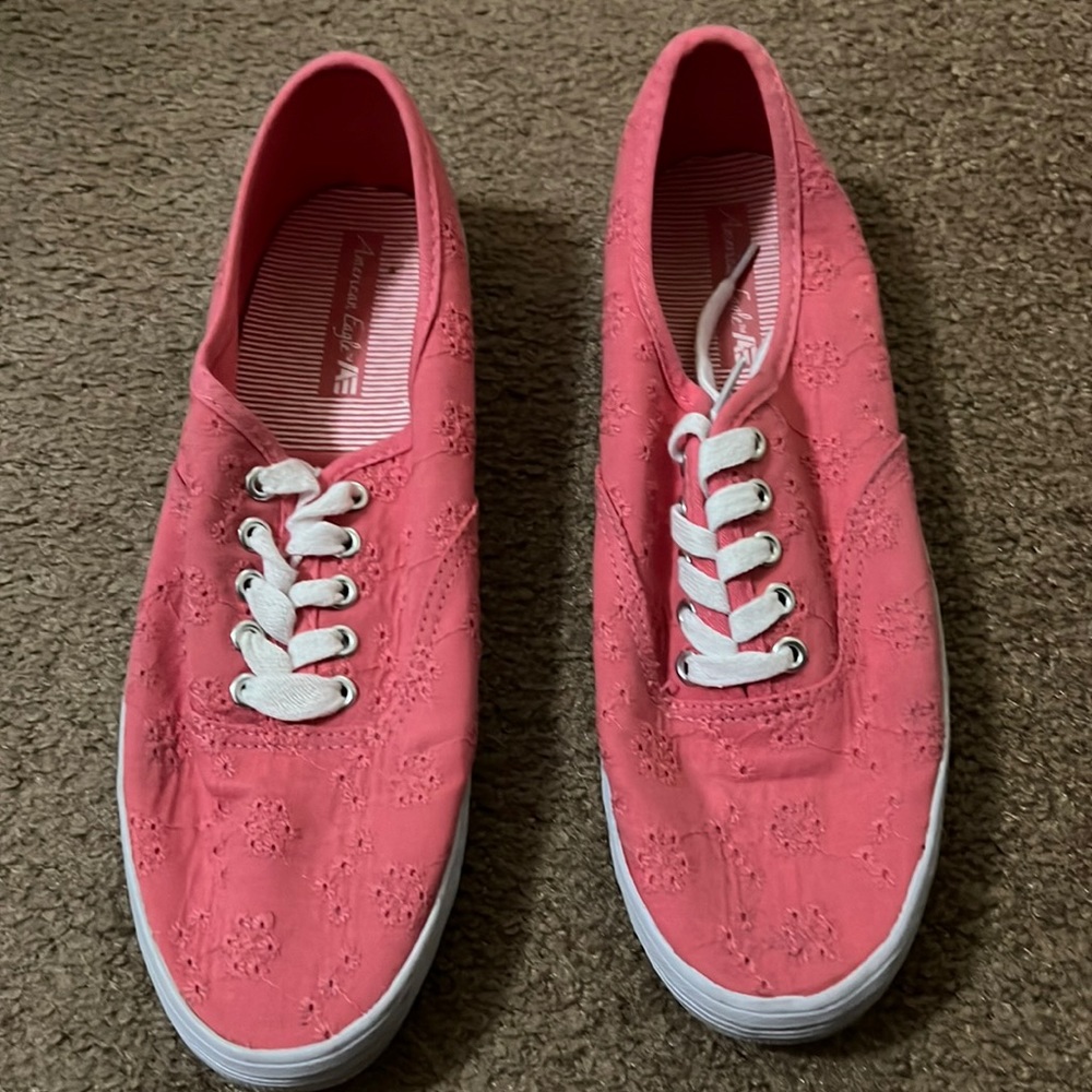 American Eagle Peach shoes